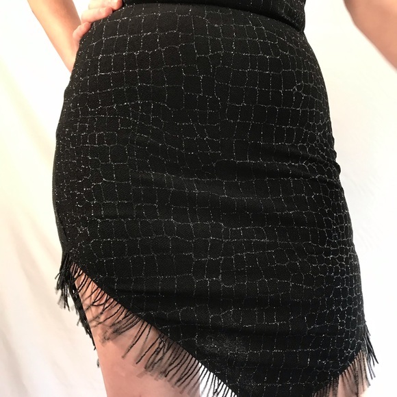 Sold—90s Vintage Cache Black Cocktail Halter Dress - Picture 3 of 14